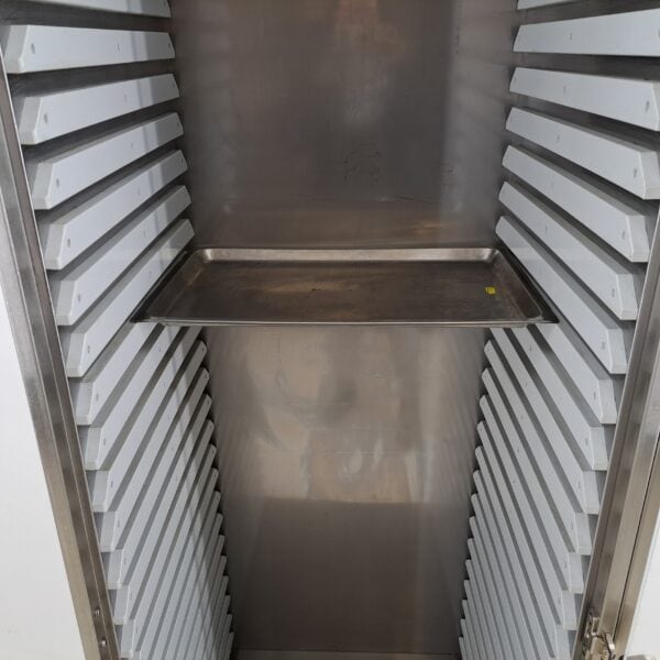 Hochschrank 34x GN-Norm Einschübe – Bild 4