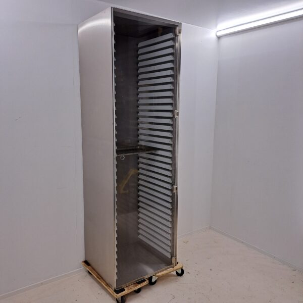Hochschrank 34x GN-Norm Einschübe