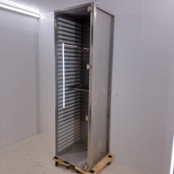 Hochschrank 34x GN-Norm Einschübe – Bild 3