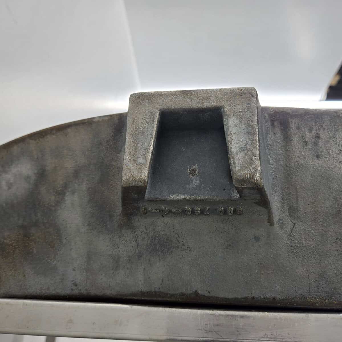 Gusseisenpfanne Ø 79 x H 12 cm, 42.5 kg – Bild 3