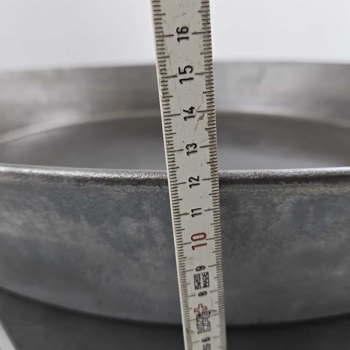 Gusseisenpfanne Ø 79 x H 12 cm, 42.5 kg – Bild 6