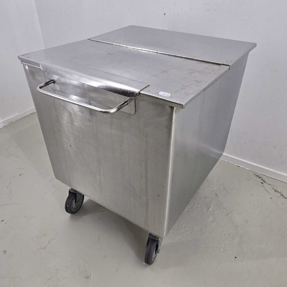 Mehlwagen I Zutatenwagen Edelstahl mit Haltegriff und Deckel, B 50 x T 55 x H 64 cm, 176 l – Bild 3