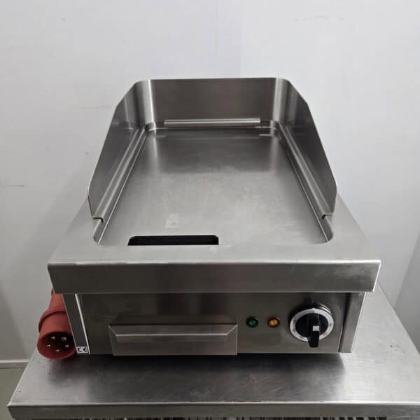Grillplatte I Griddleplatte Berner Tischbratplatte glatt B 40 x T 60 x H 20 cm, 400V, 4.5kW