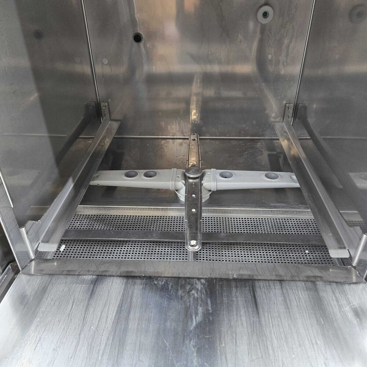 Gläserspülmaschine Classeq D400, 380V, 6.2kW, B 45 x T 52 x H 78 cm – Bild 5