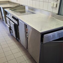 Arbeitskorpus warme Küche Simeta/Aeschlimann I CHF 8'000.00